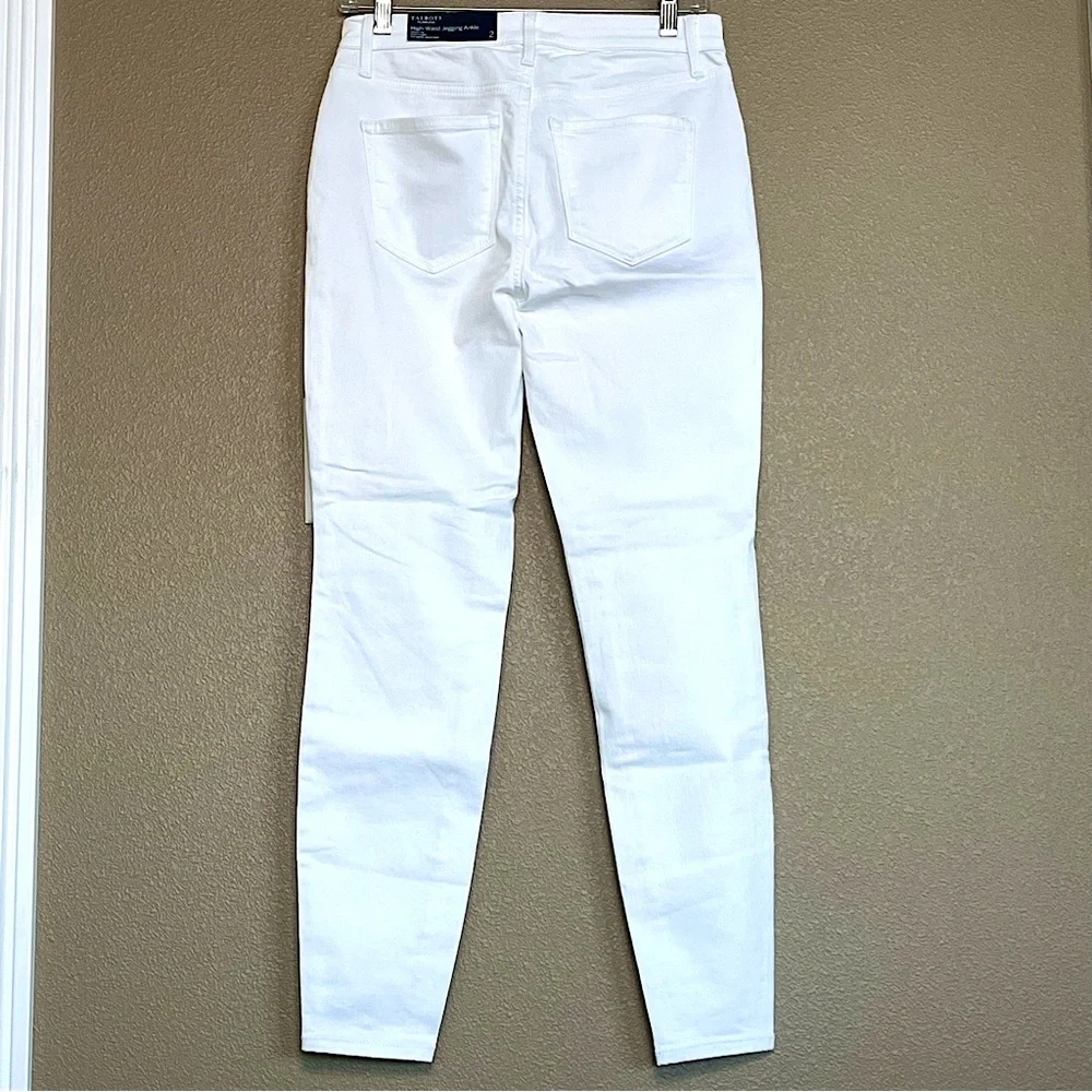 Talbots NWT Jeans  Size 2 - Picture 3 of 7